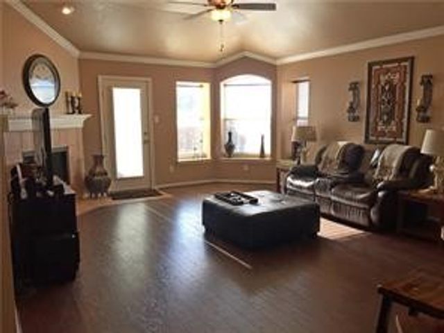 6609 Fairglen Drive, Arlington, TX 76002