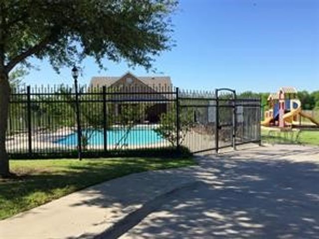 6609 Fairglen Drive, Arlington, TX 76002