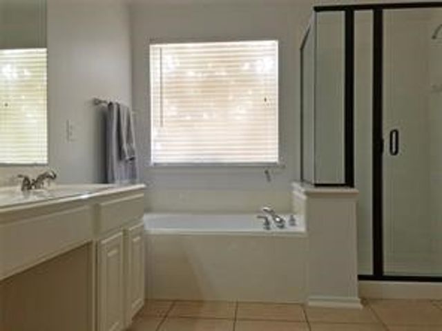 6609 Fairglen Drive, Arlington, TX 76002