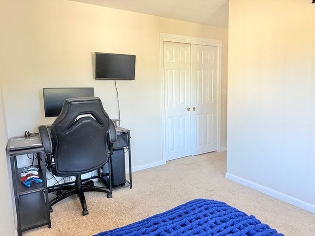 44 Angell St 44, Mansfield, MA 02048