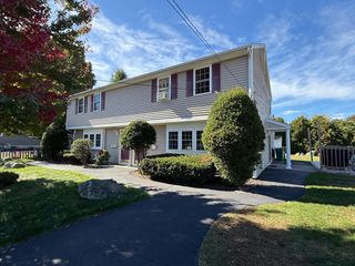 44 Angell St 44, Mansfield, MA 02048