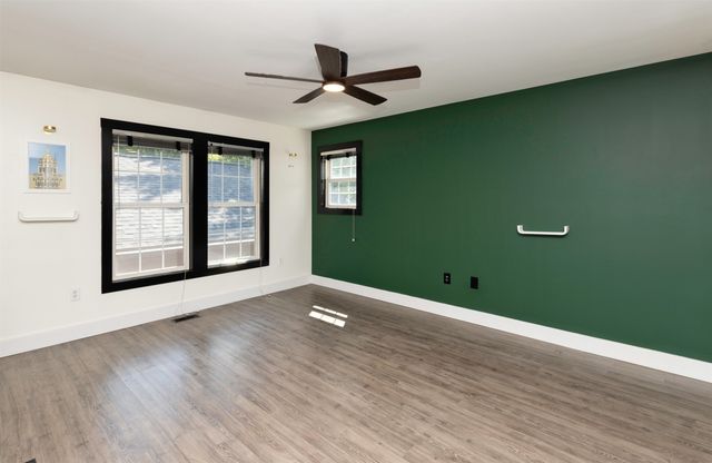 8434 Long Meadow Lane, Johnston, IA 50131