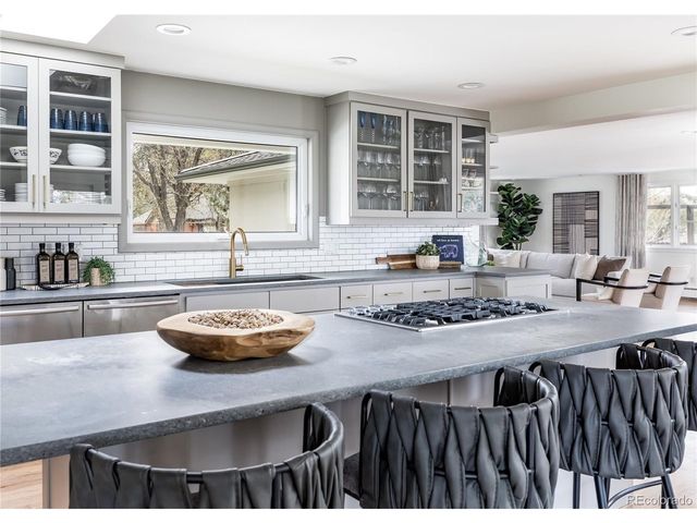 3901 S Dexter St, Cherry Hills Village, CO 80113