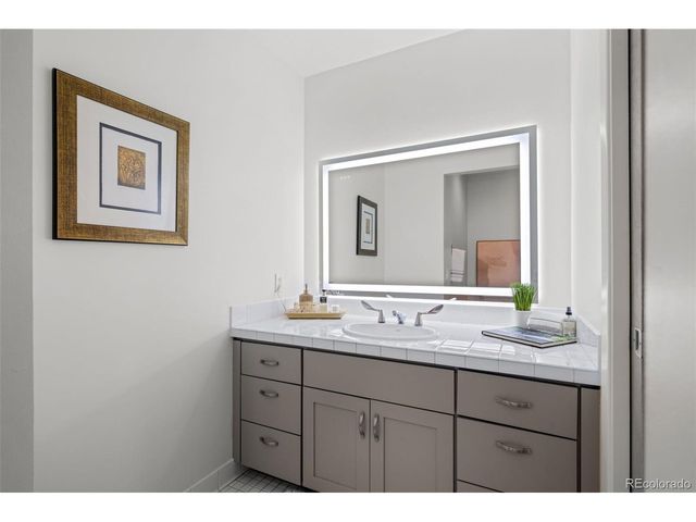 3901 S Dexter St, Cherry Hills Village, CO 80113