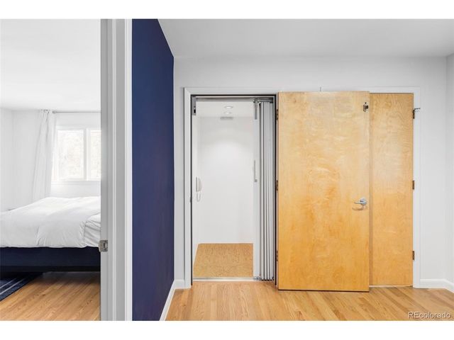 3901 S Dexter St, Cherry Hills Village, CO 80113