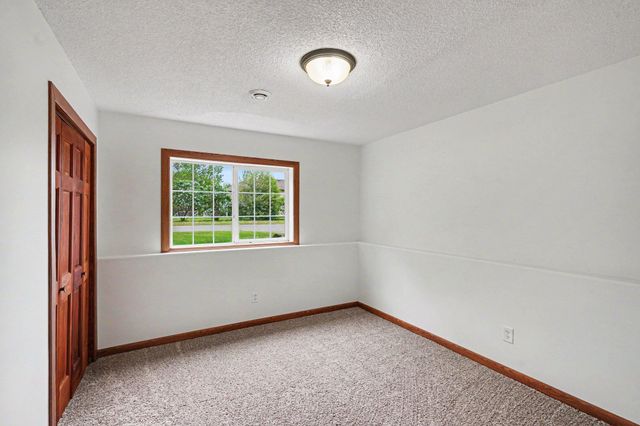 7385 385th Street, North Branch, MN 55056