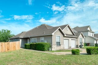 2826 -B Southampton WAY B, Round Rock, TX 78664