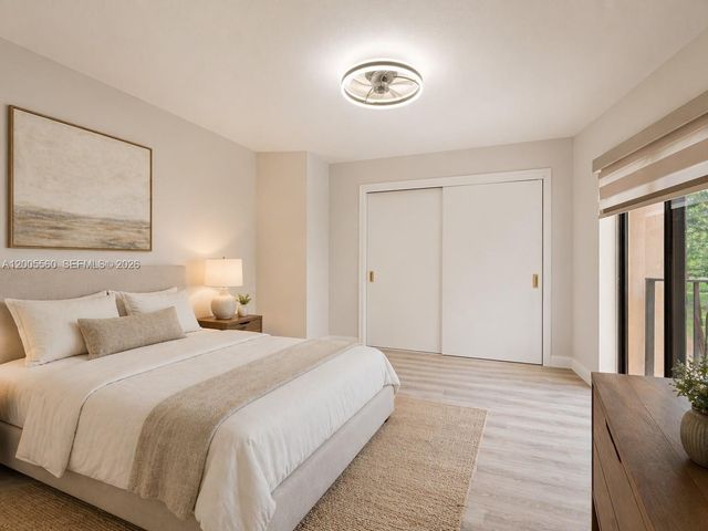 2532 Camelot Ct, Cooper City, FL 33026