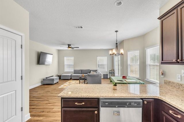 375 Abode Ave, Hinesville, GA 31313