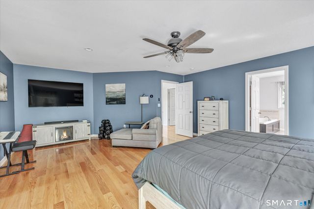 42 Madalyn Lane, Southington, CT 06489