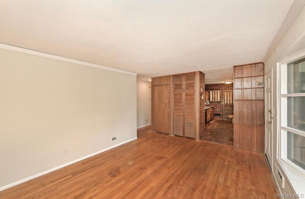 5 Pebble Lane, South Huntington, NY 11746 — photo 5