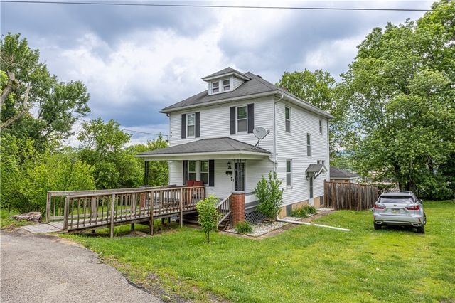 23 Coolidge St, North Union Twp, PA 15401