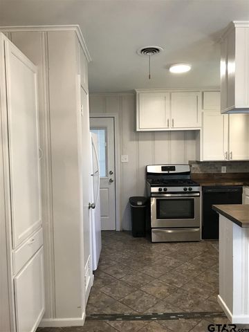 2010 S Boldt, Tyler, TX 75701
