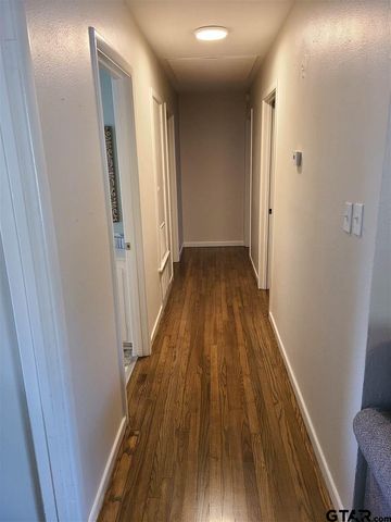 2010 S Boldt, Tyler, TX 75701