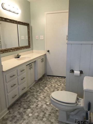 2010 S Boldt, Tyler, TX 75701