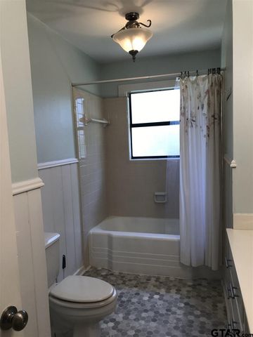 2010 S Boldt, Tyler, TX 75701