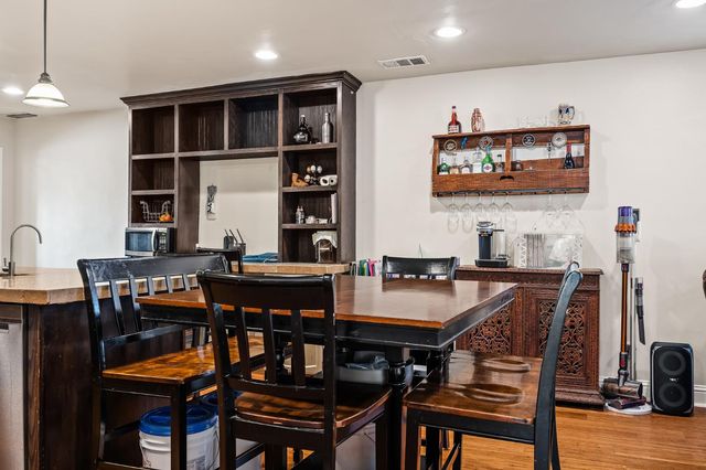 4736 N Vagedes Avenue, Fresno, CA 93705