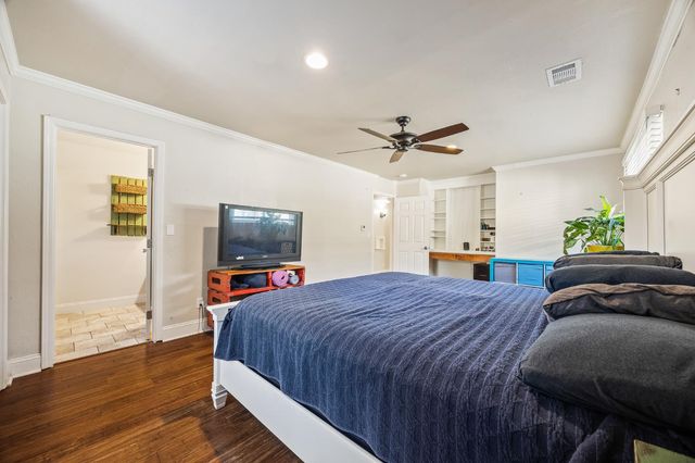 4736 N Vagedes Avenue, Fresno, CA 93705