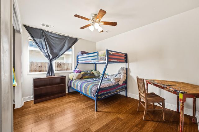 4736 N Vagedes Avenue, Fresno, CA 93705