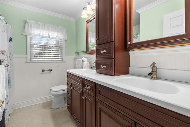 8239 W Long Lake Drive, Kalamazoo, MI 49048