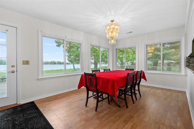 8239 W Long Lake Drive, Kalamazoo, MI 49048