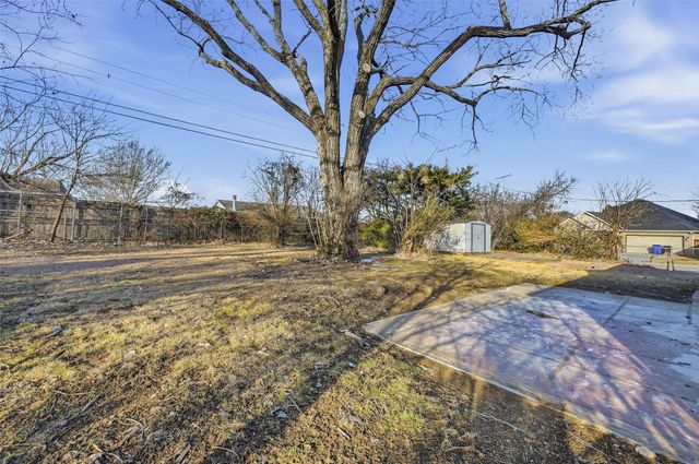 400 Mckown Drive, Mansfield, TX 76063