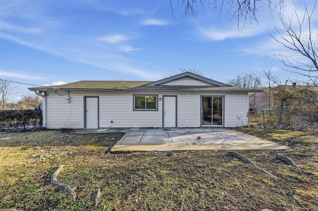 400 Mckown Drive, Mansfield, TX 76063