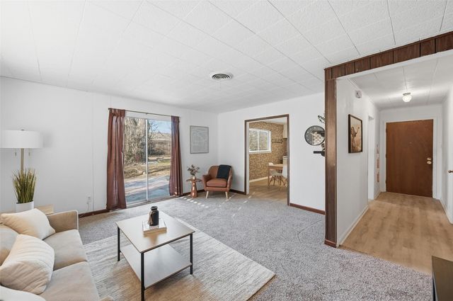 400 Mckown Drive, Mansfield, TX 76063