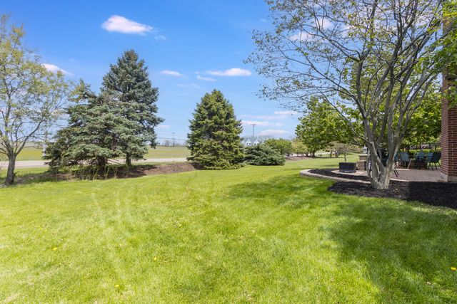 932 Merrill New Road, Sugar Grove, IL 60554