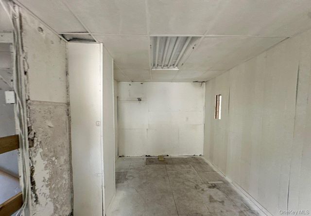 90 E 3rd Street, Huntington Station, NY 11746