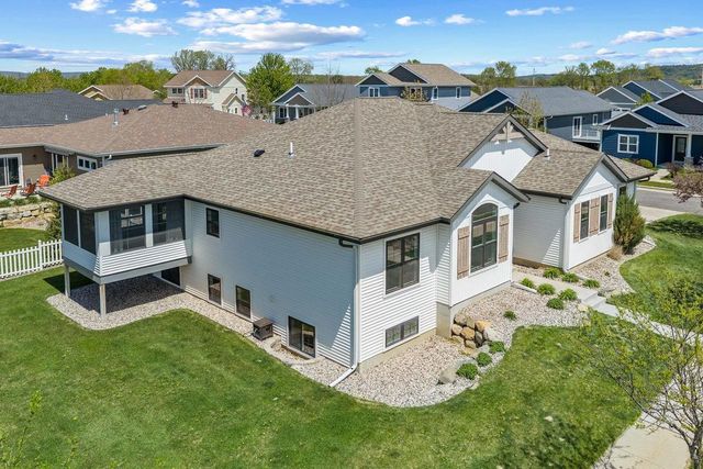 1201 Jacob Drive, Prairie Du Sac, WI 53578