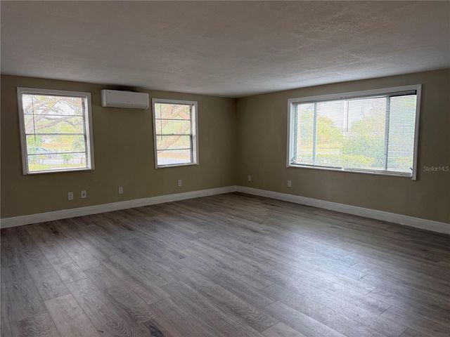 9624 N 12TH STREET, Tampa, FL 33612