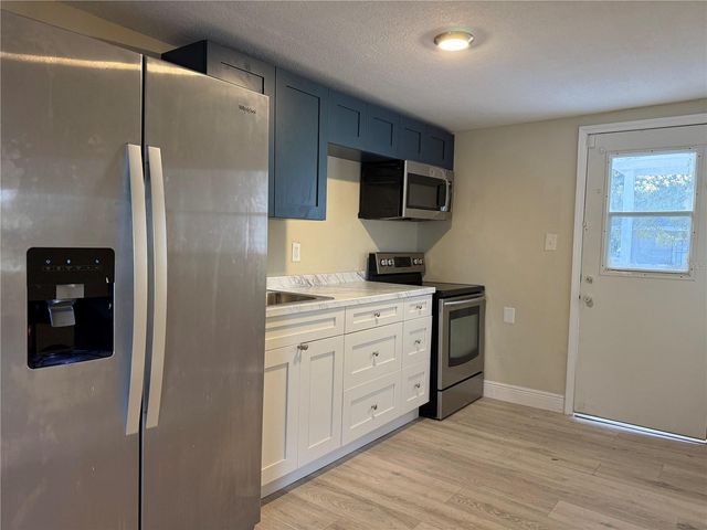 9624 N 12TH STREET, Tampa, FL 33612