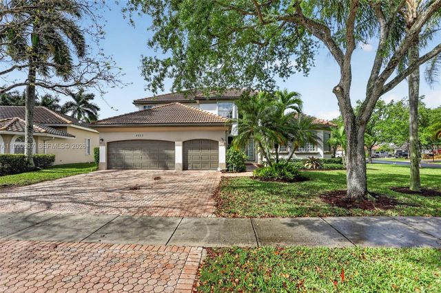 4953 Kensington Circle, Coral Springs, FL 33076