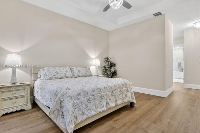 4953 Kensington Circle, Coral Springs, FL 33076
