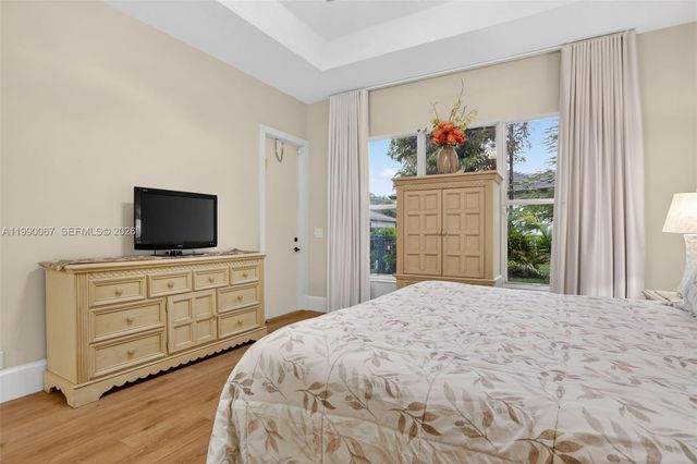 4953 Kensington Circle, Coral Springs, FL 33076