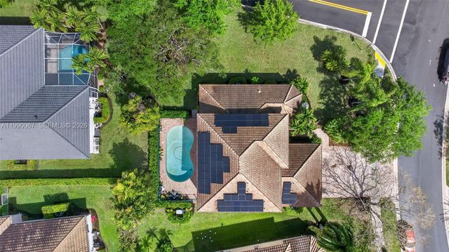 4953 Kensington Circle, Coral Springs, FL 33076