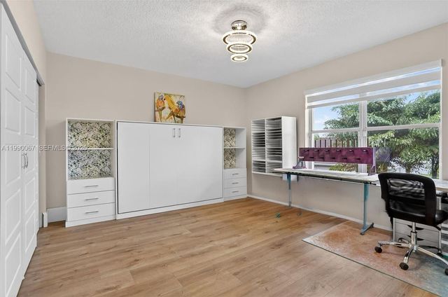 4953 Kensington Circle, Coral Springs, FL 33076