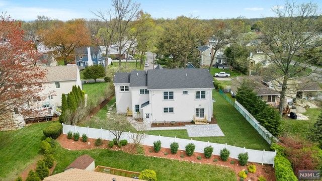 480 Albert Place, New Milford, NJ 07646