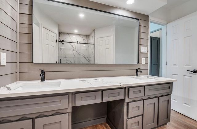 120 Sunrise Court, Palmer, TX 75152