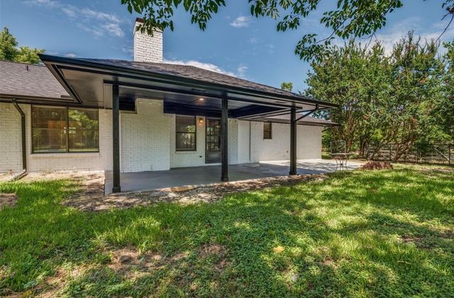 120 Sunrise Court, Palmer, TX 75152