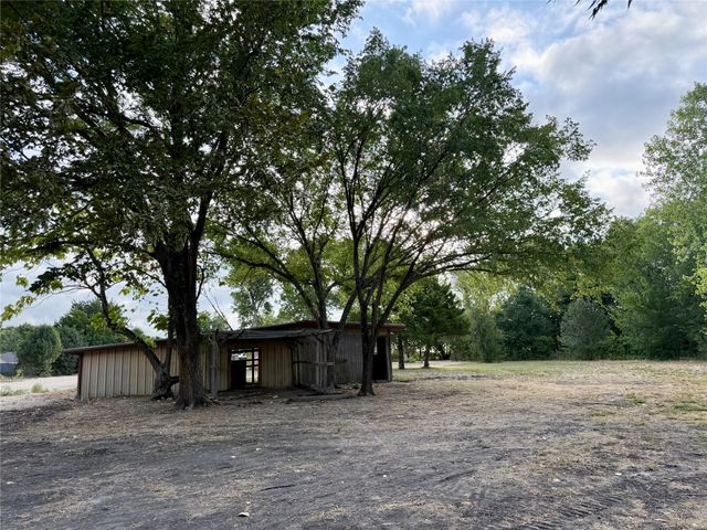 120 Sunrise Court, Palmer, TX 75152