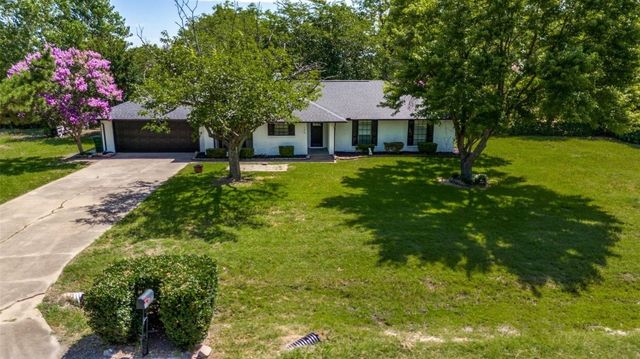 120 Sunrise Court, Palmer, TX 75152