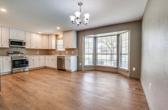 120 Sunrise Court, Palmer, TX 75152