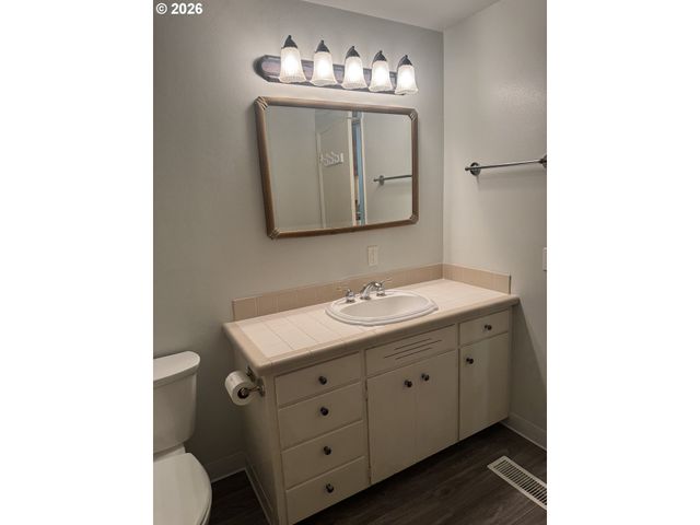 260 SUSAN St, Eugene, OR 97404