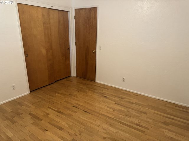 260 SUSAN St, Eugene, OR 97404