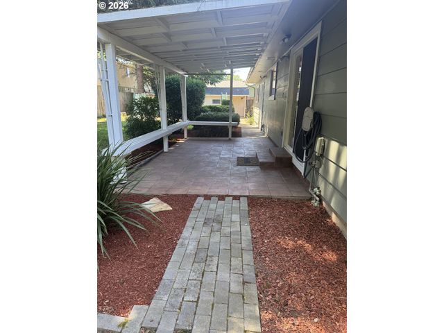 260 SUSAN St, Eugene, OR 97404