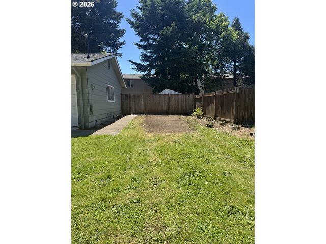 260 SUSAN St, Eugene, OR 97404