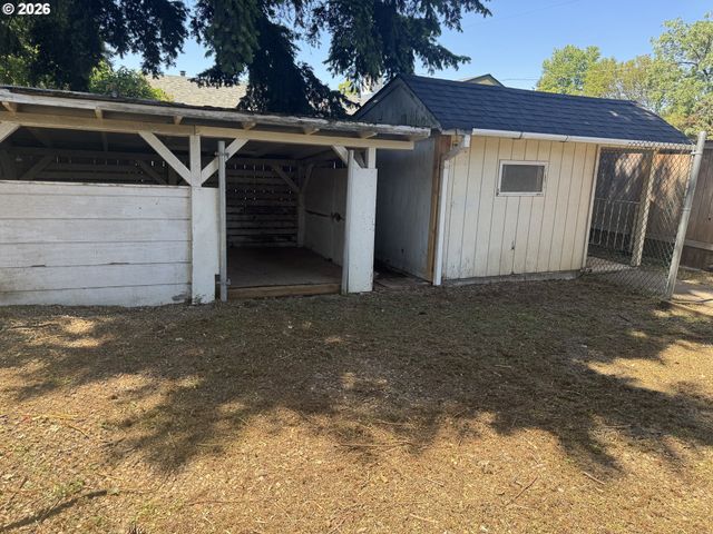 260 SUSAN St, Eugene, OR 97404