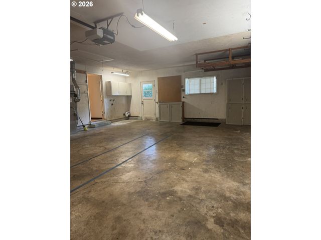 260 SUSAN St, Eugene, OR 97404